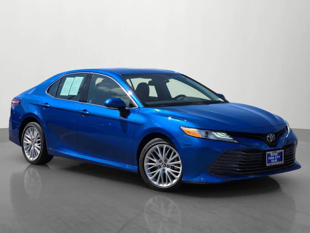 Used 2019 Toyota Camry XLE w/ Carpet Mat Package FWD image 8