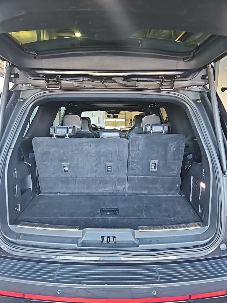 Used 2023 Lincoln Navigator Reserve AWD/4WD image 21