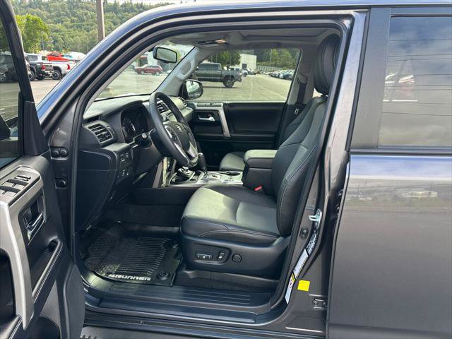 Certified 2019 Toyota 4Runner SR5 Premium AWD/4WD image 13