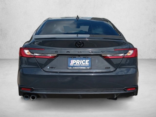Used 2025 Toyota Camry SE w/ Convenience Package FWD image 7