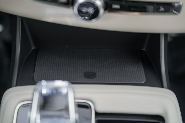 New 2026 Volvo XC90 B6 Ultra w/ Lounge Package image 24