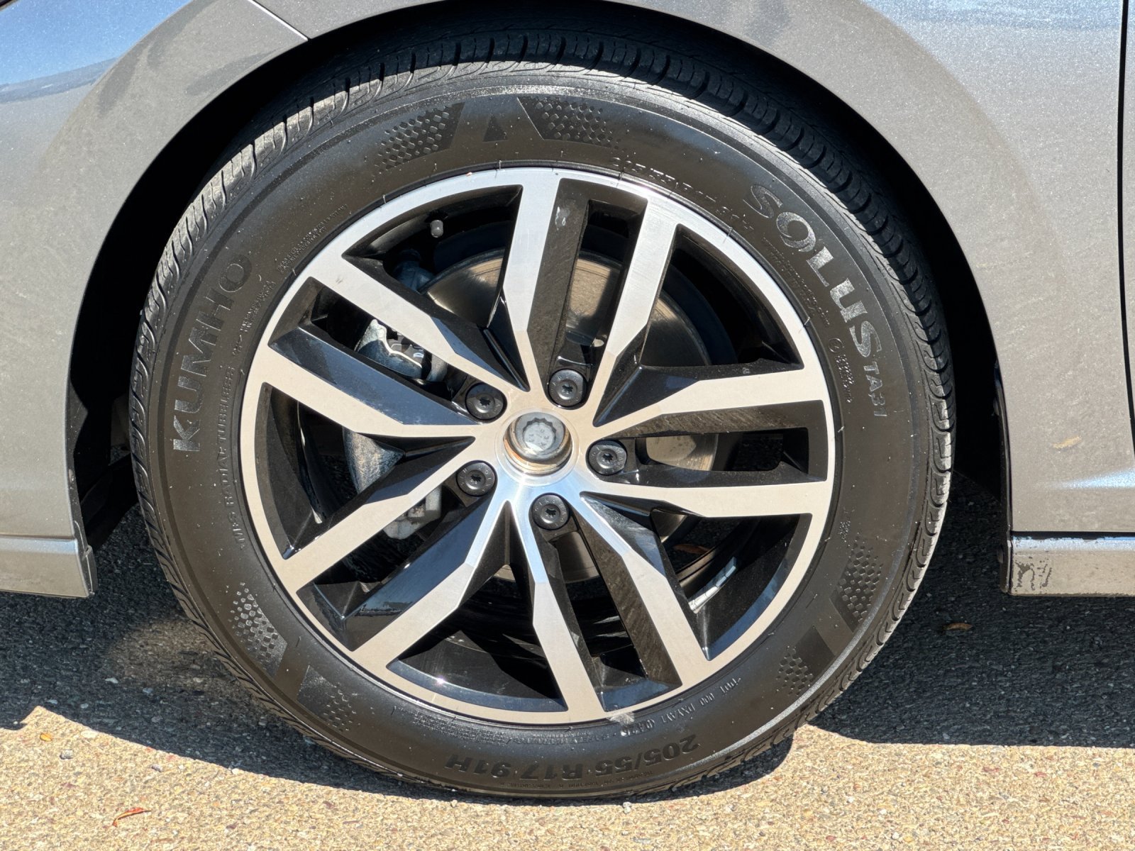 Used 2025 Volkswagen Jetta SE FWD image 34