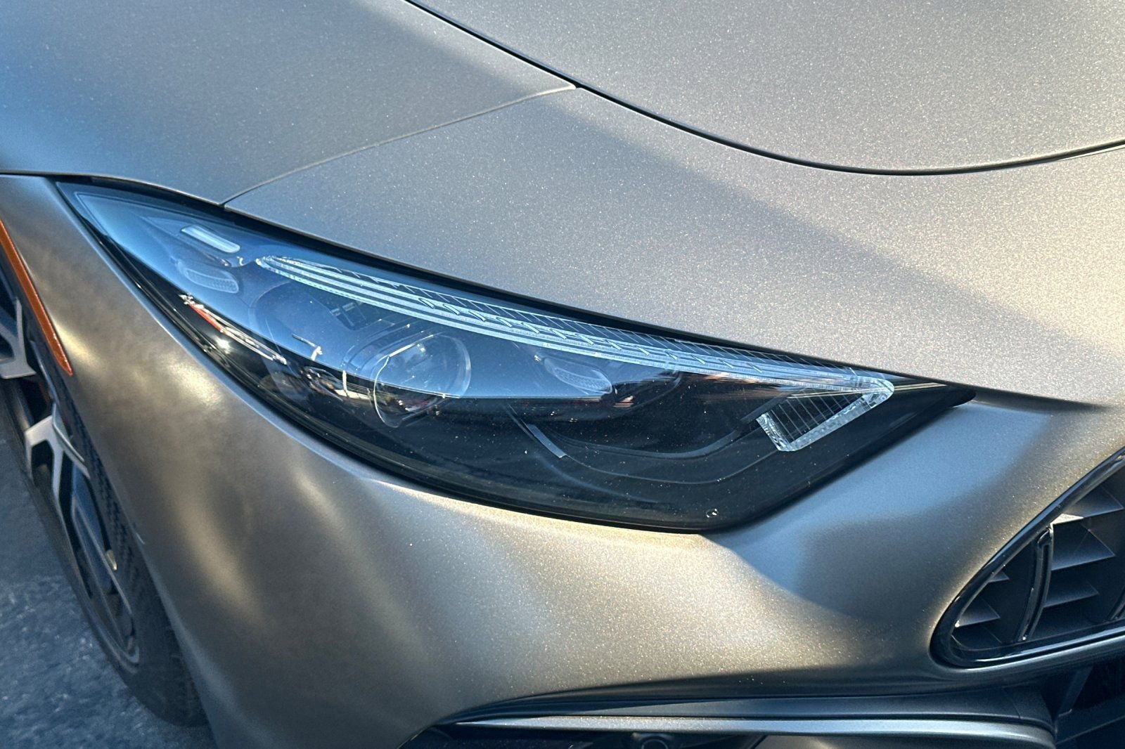 Used 2022 Mercedes-Benz SL 63 AMG 4MATIC image 14