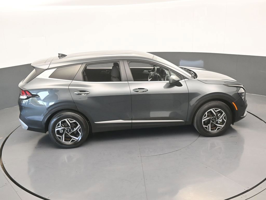 Used 2024 Kia Sportage LX image 45