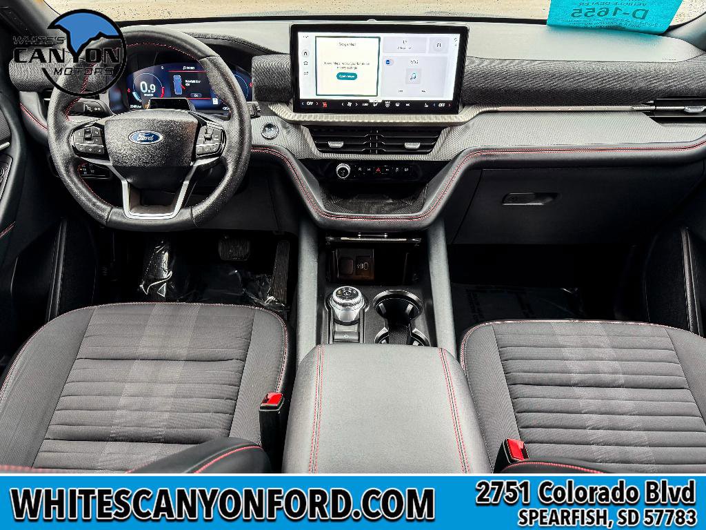 Used 2025 Ford Explorer ST-Line w/ ST-Line Street Pack image 7