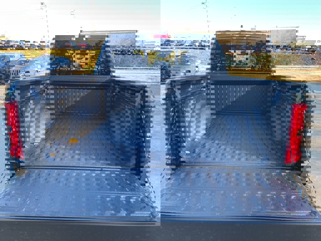 New 2026 RAM 1500 4x4 Crew Cab image 14