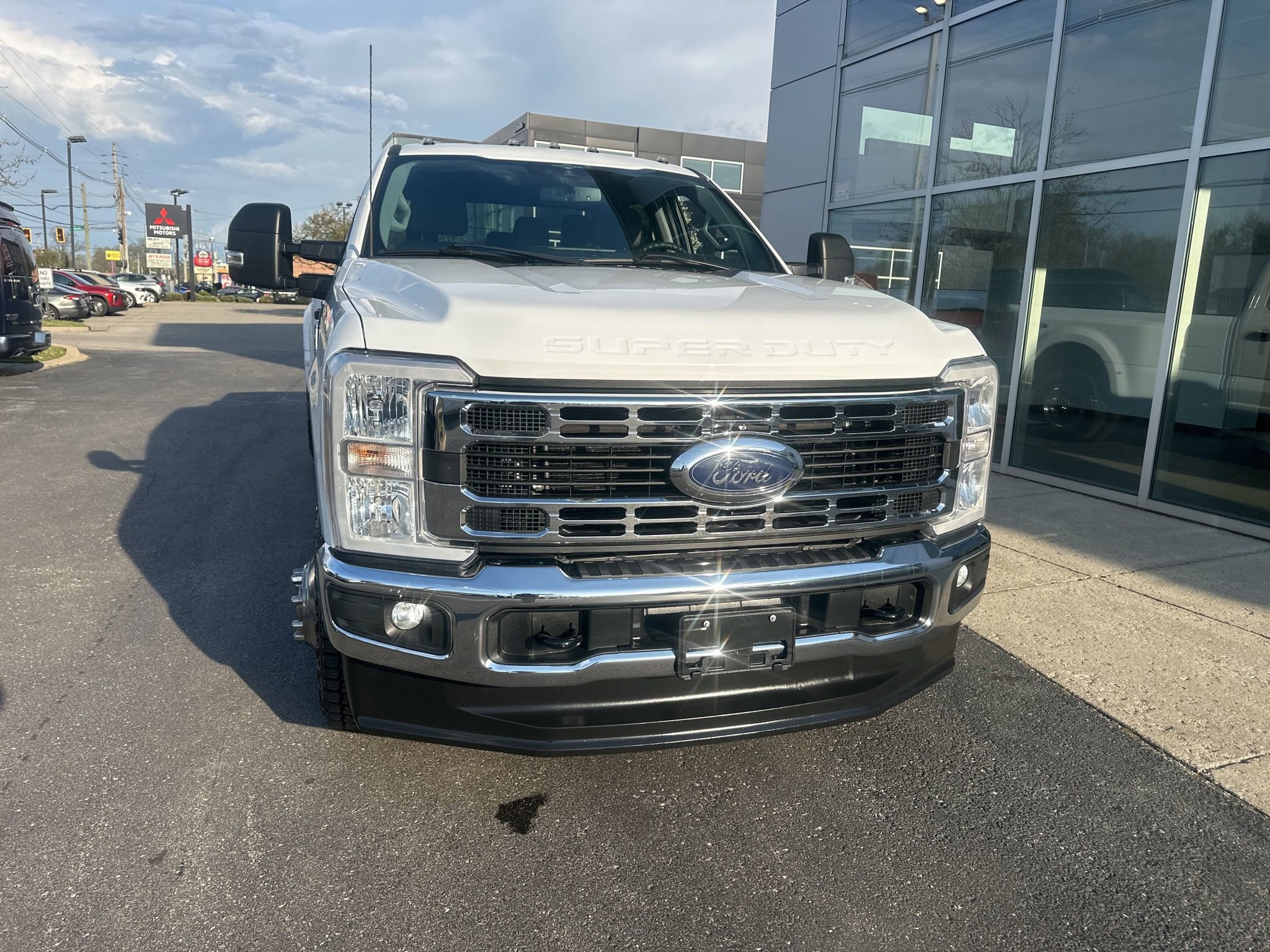 Used 2023 Ford F350 XLT image 9