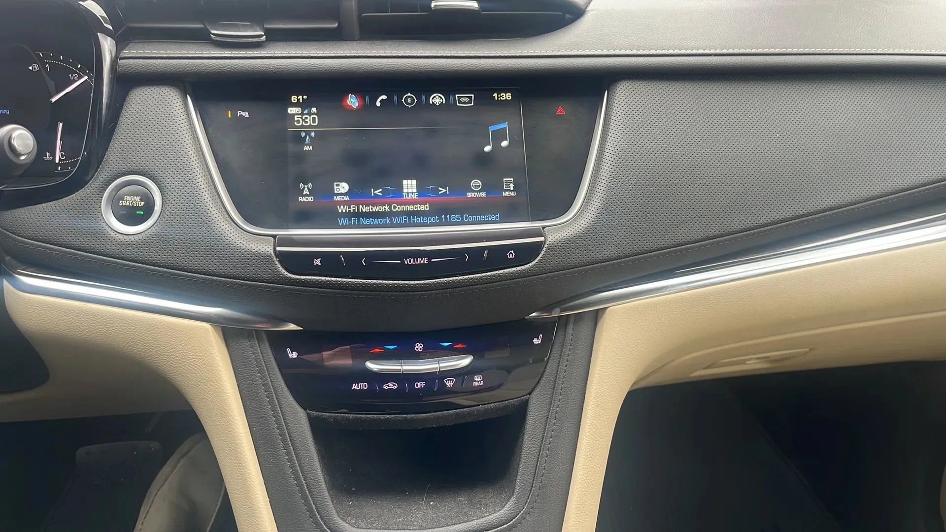 Used 2019 Cadillac XT5 Sport Utility 4D image 15
