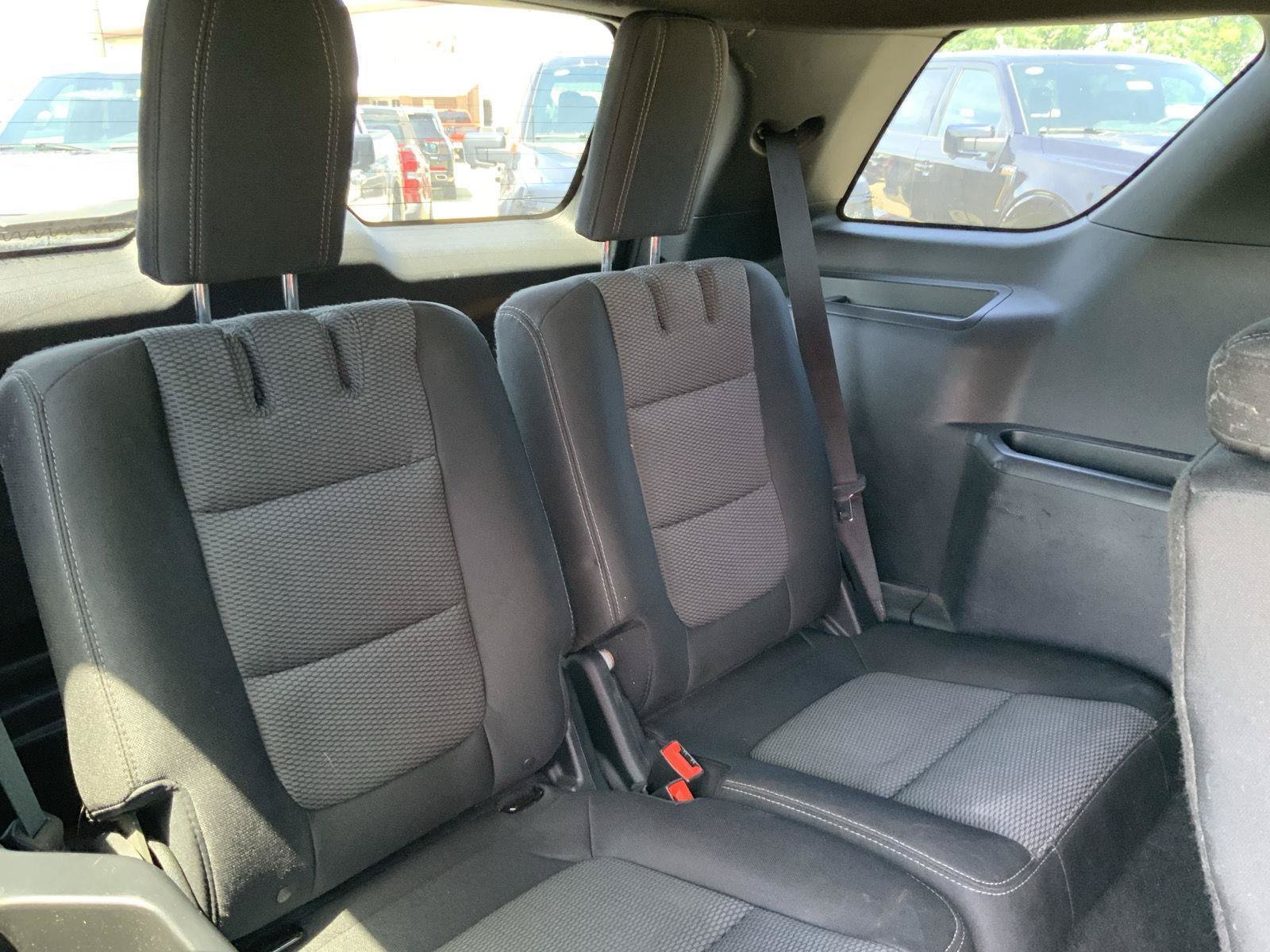 Used 2017 Ford Explorer XLT FWD image 49