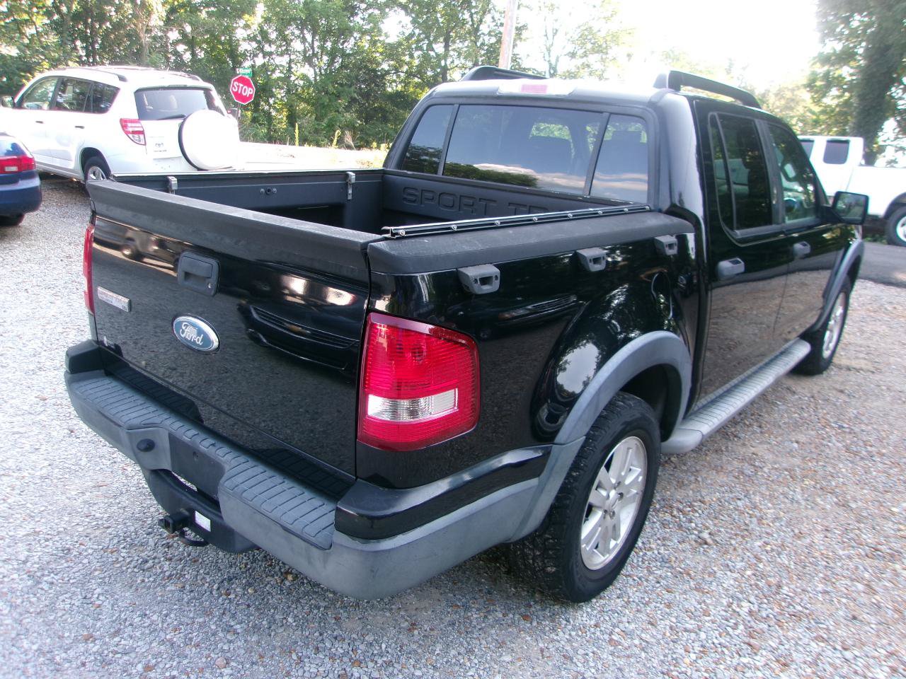 Used 2007 Ford Explorer Sport Trac XLT RWD image 17