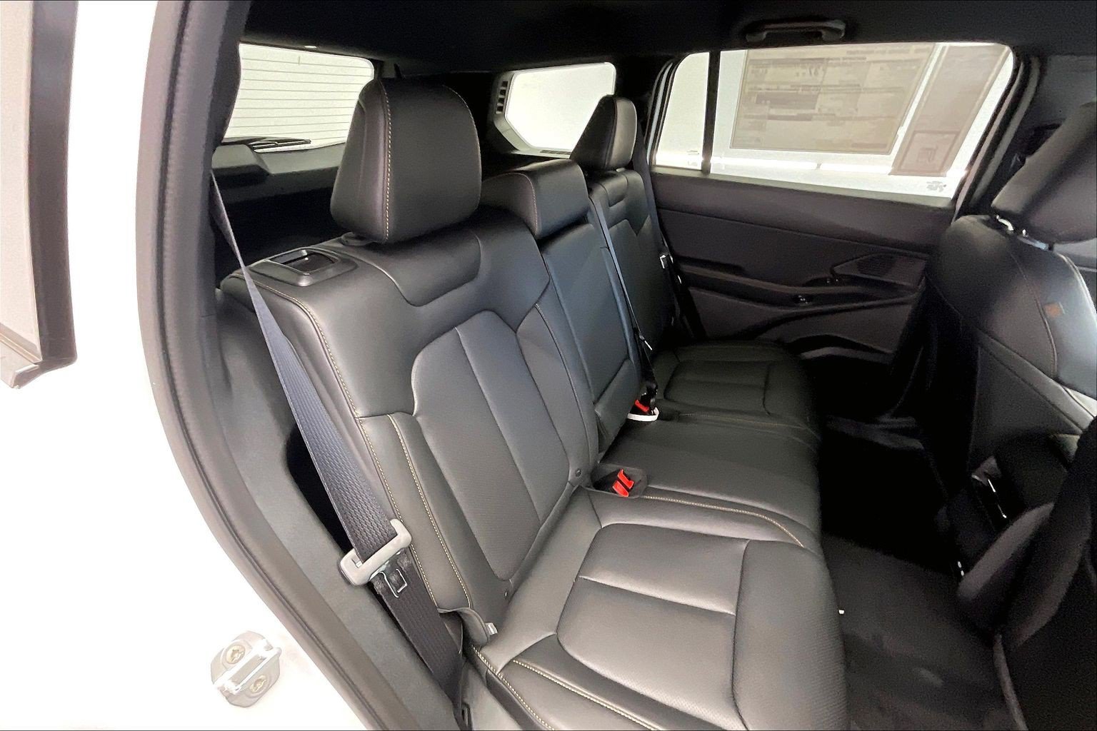 New 2026 Jeep Cherokee Limited AWD/4WD image 10