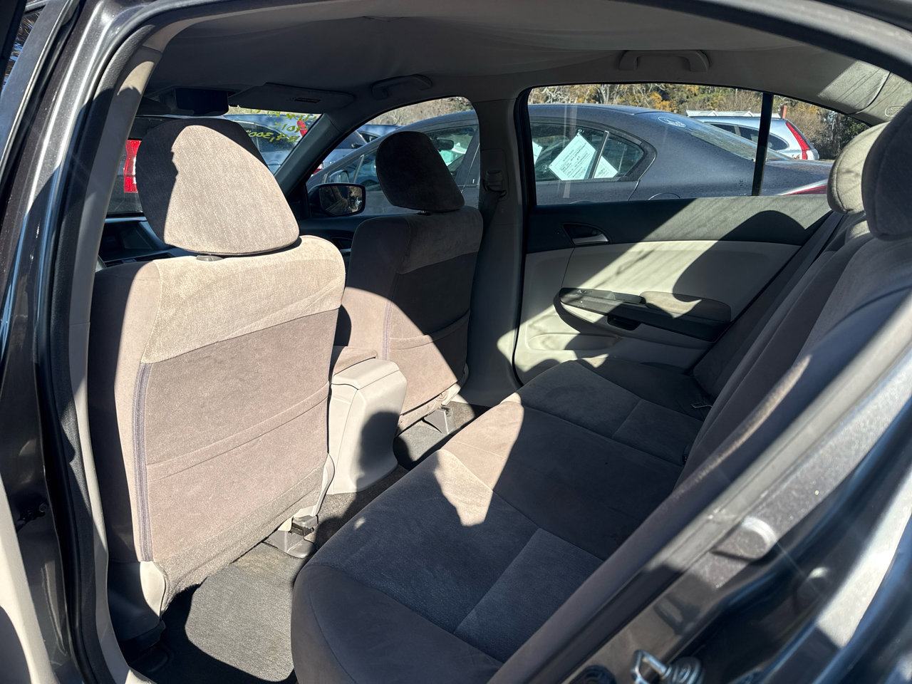 Used 2010 Honda Accord LX-P image 8