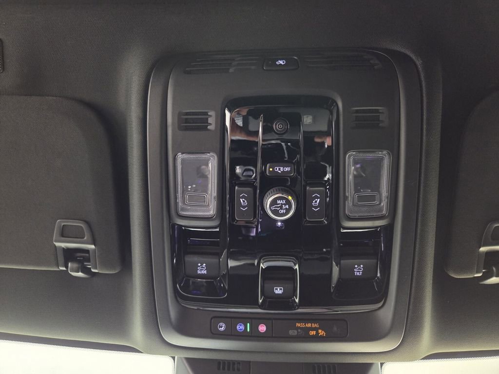 Used 2025 Cadillac Escalade Sport w/ Touring Package image 16