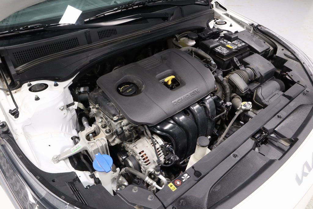 Used 2024 Kia Forte GT-Line w/ GT-Line Premium Package image 15