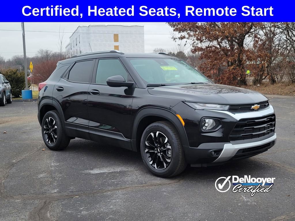Used 2023 Chevrolet TrailBlazer LT image 2