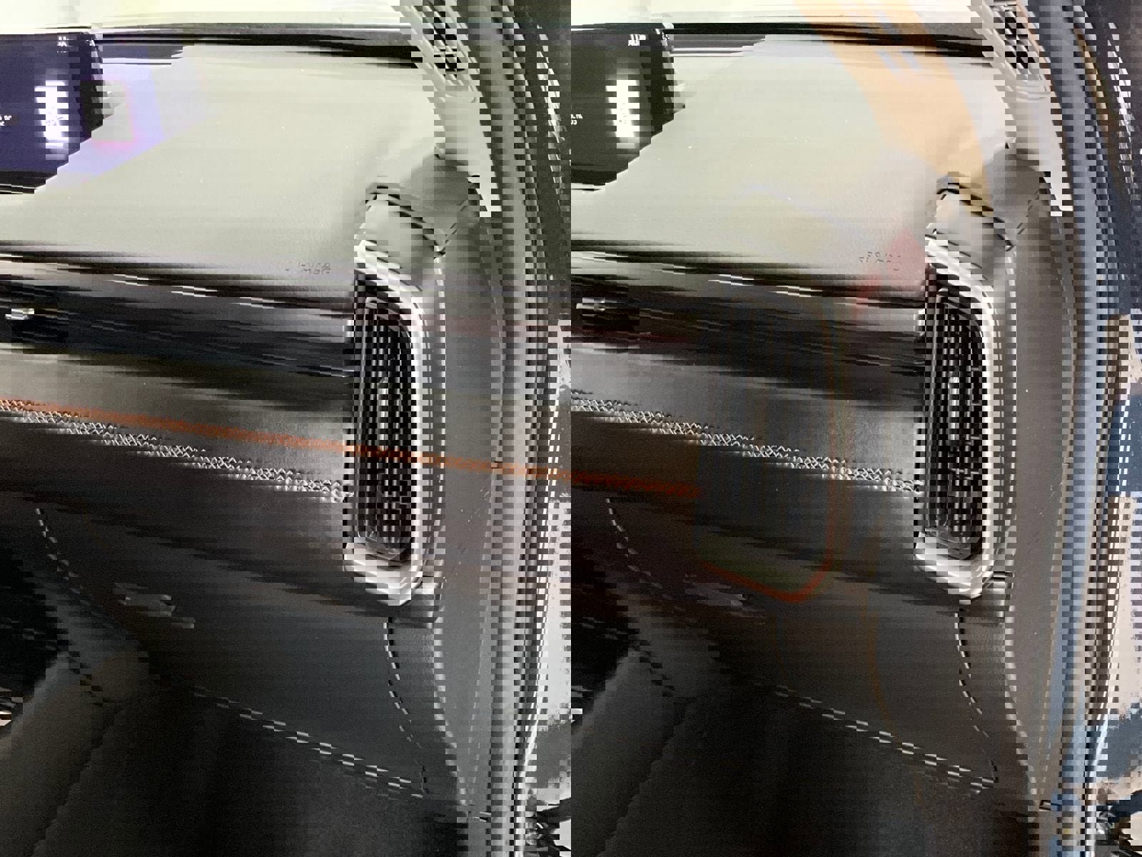 Used 2024 MAZDA CX-50 AWD 2.5 Turbo w/ Cargo Package image 15