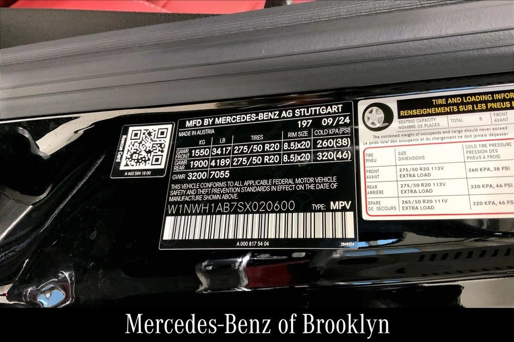 Used 2025 Mercedes-Benz G 550 image 36
