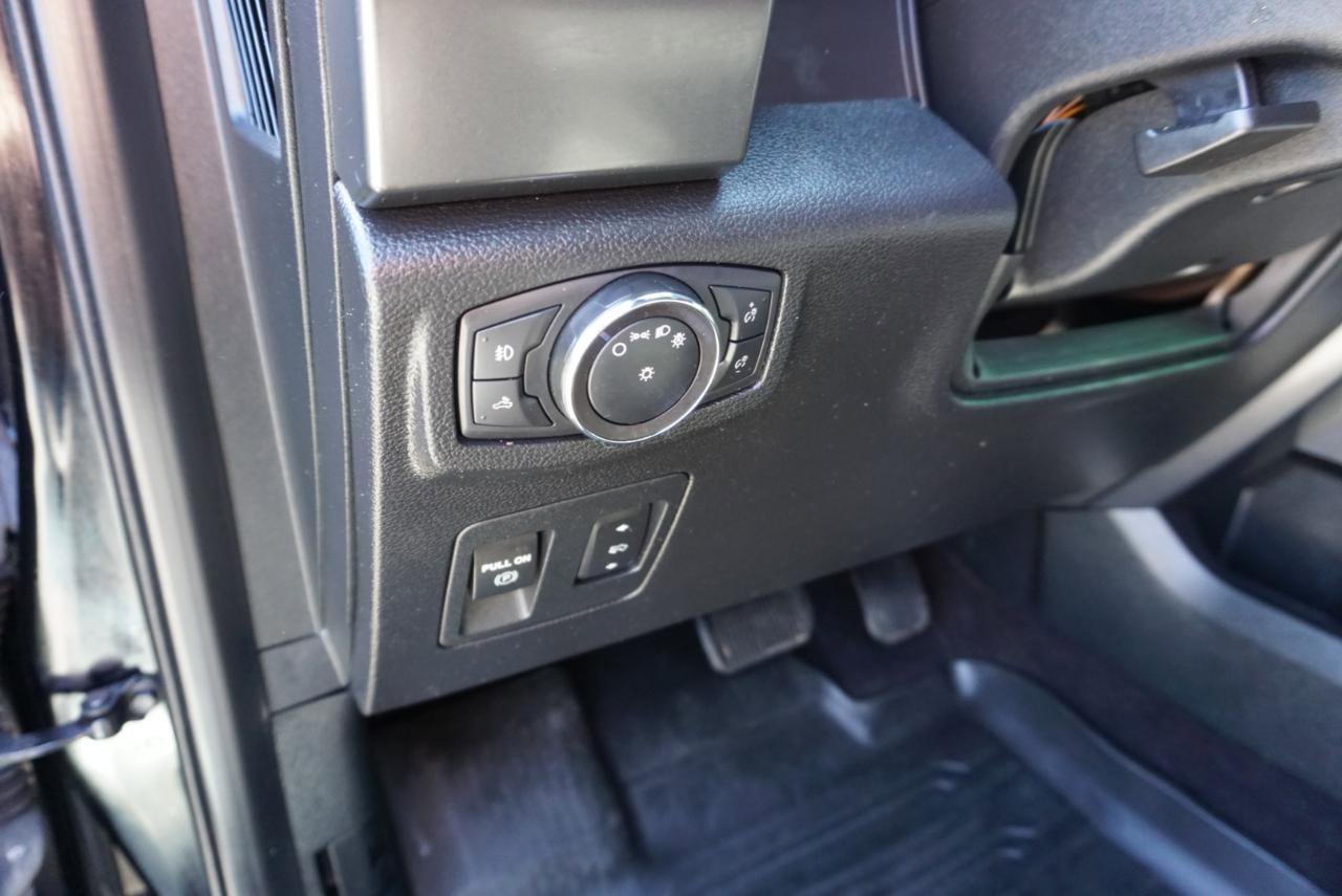 Used 2019 Ford F150 XLT w/ Equipment Group 302A Luxury AWD/4WD image 12