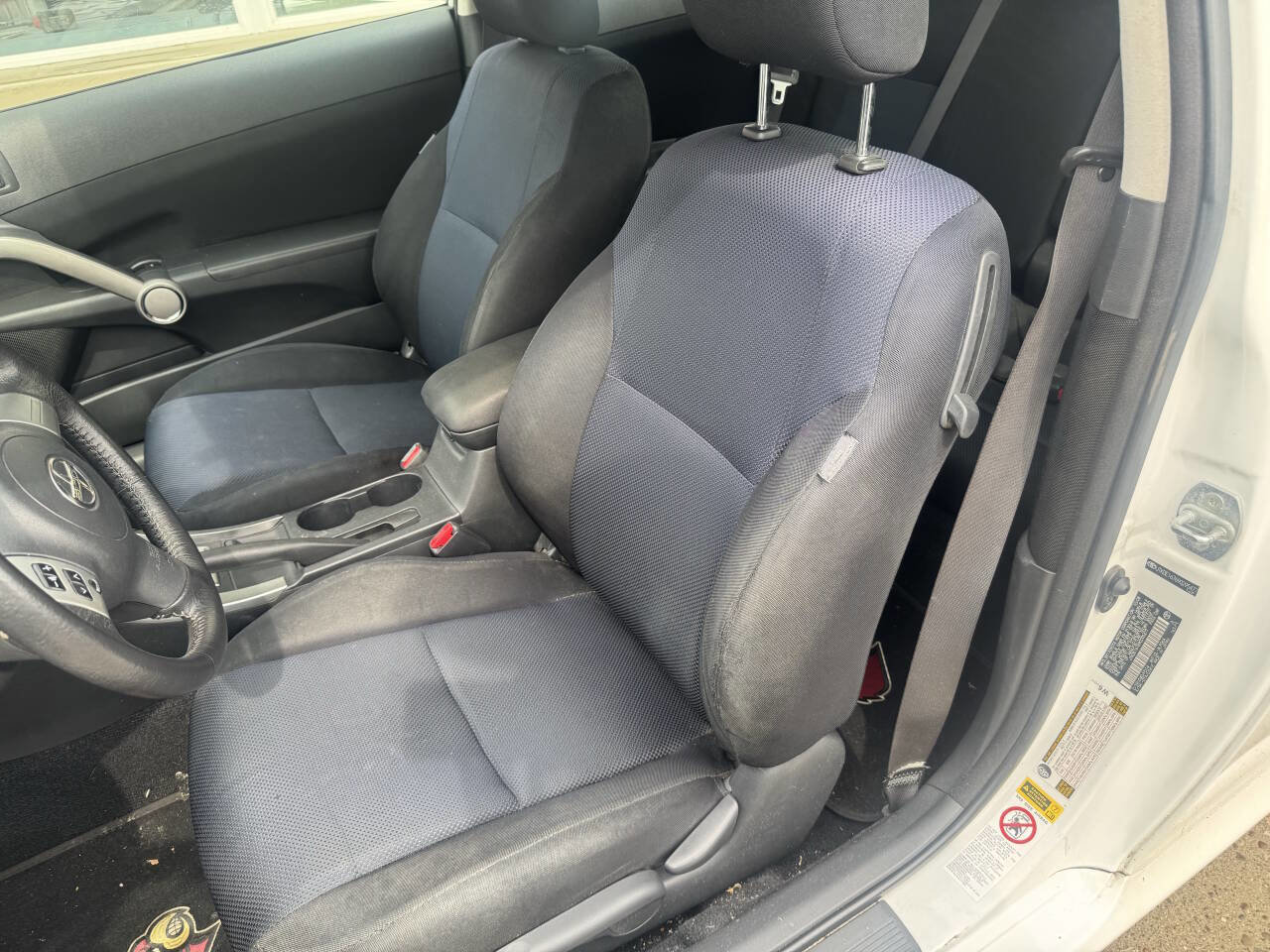 Used 2009 Scion tC FWD image 15