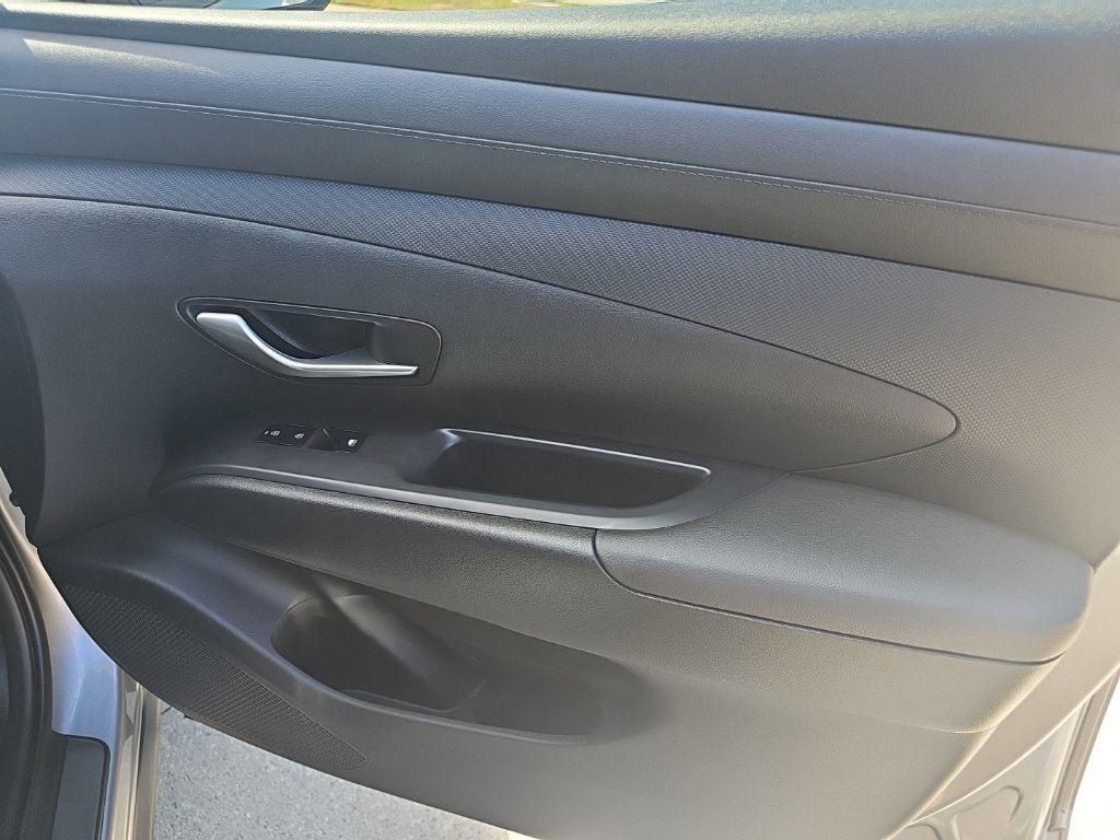 Used 2025 Hyundai Tucson SEL FWD image 26
