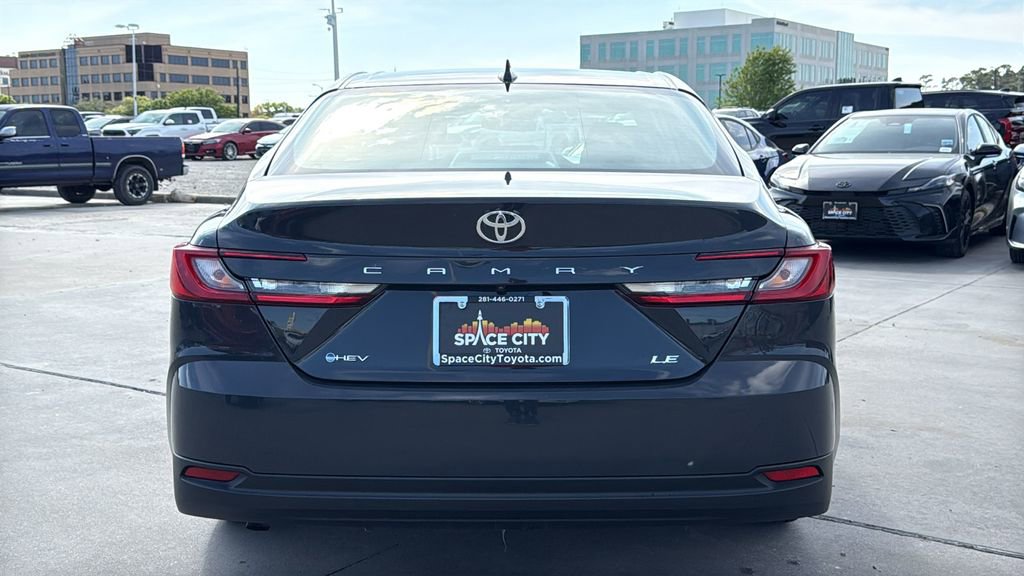 Used 2025 Toyota Camry LE FWD image 4