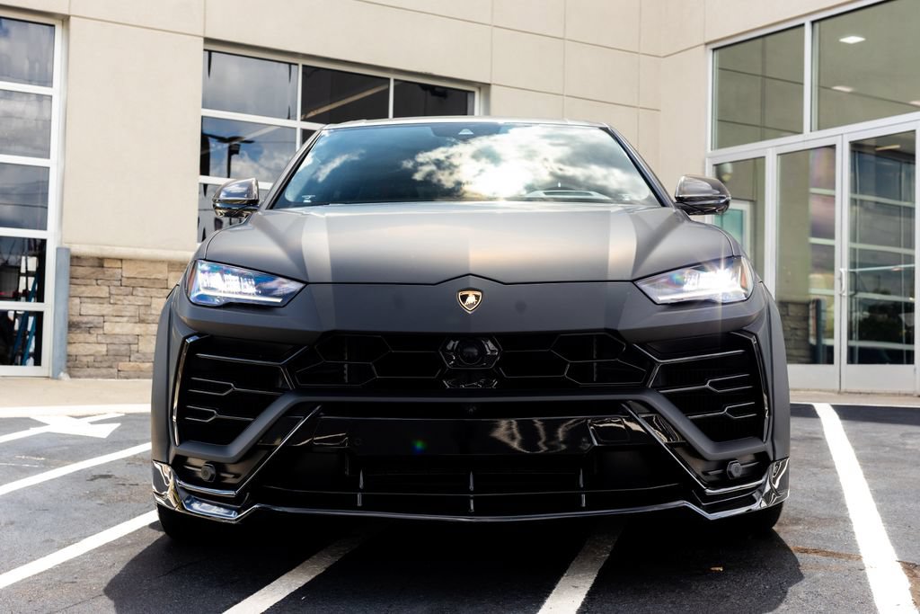 Used 2022 Lamborghini Urus AWD/4WD image 5