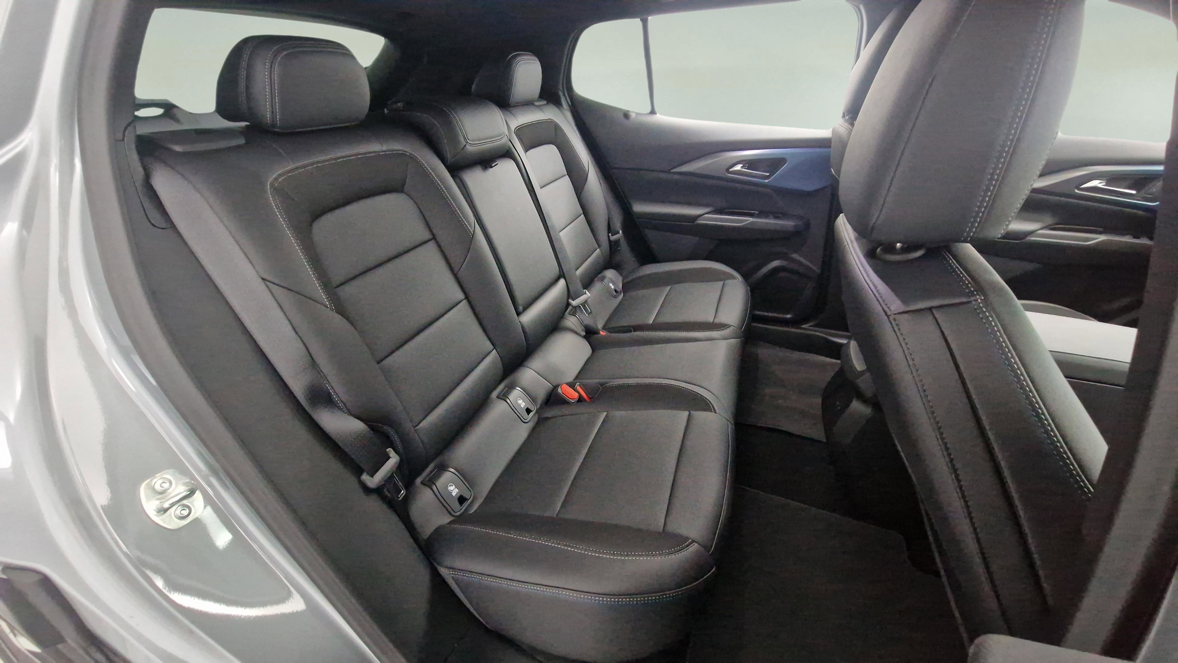 New 2026 Chevrolet Equinox EV LT image 26