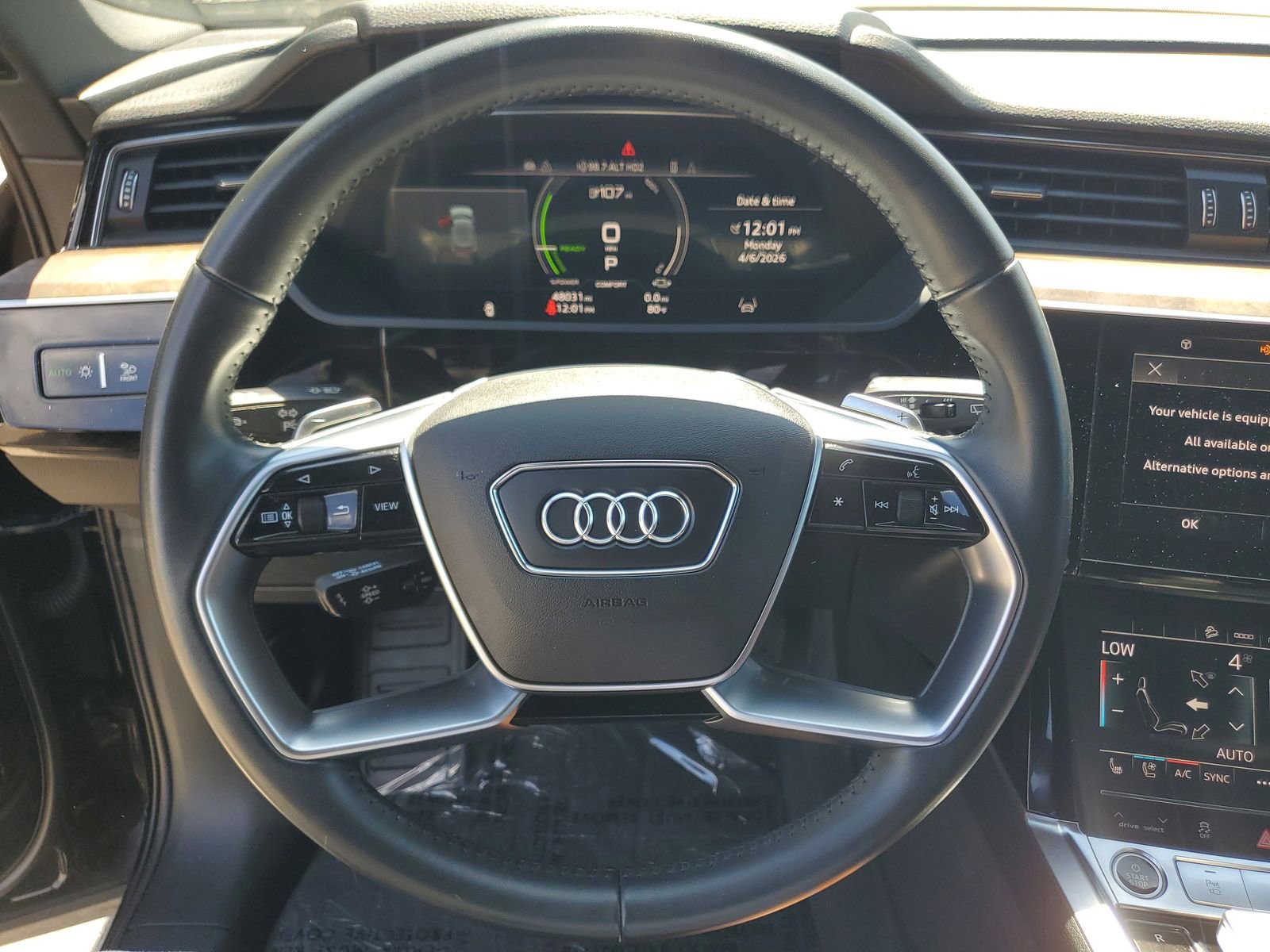 Used 2021 Audi e-tron Premium Plus w/ Premium Plus Package image 24