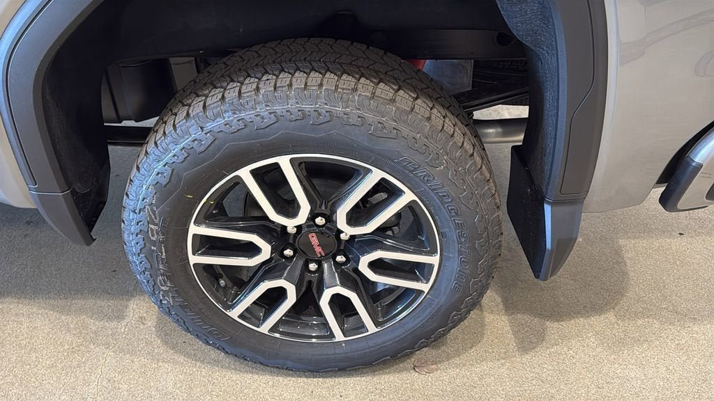 New 2026 GMC Sierra 1500 AT4 w/ AT4 Premium Package AWD/4WD image 10