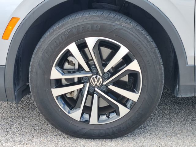 Used 2023 Volkswagen Tiguan S FWD image 7