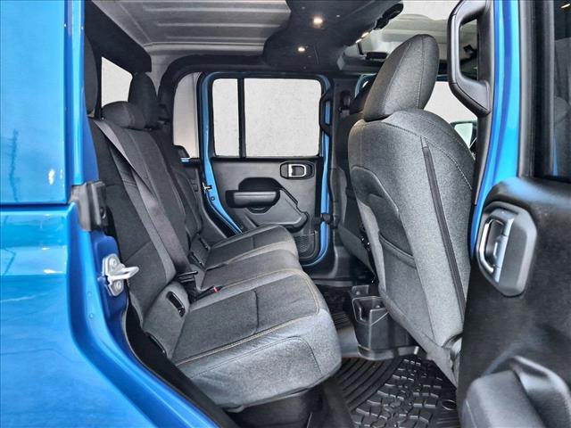 Certified 2025 Jeep Gladiator Sport AWD/4WD image 20