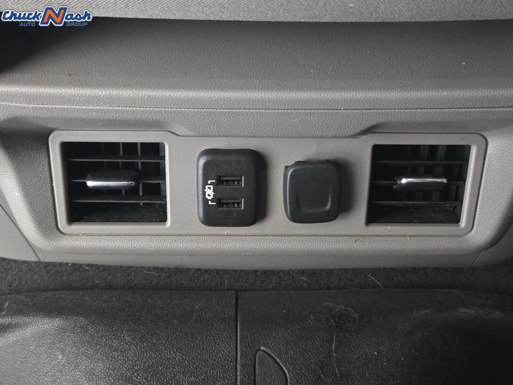 Used 2022 Chevrolet Silverado 1500 LT AWD/4WD image 26