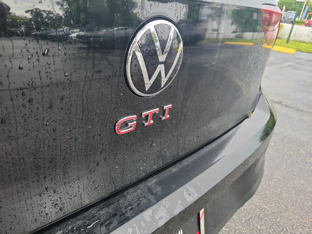 Used 2024 Volkswagen GTI S FWD image 9