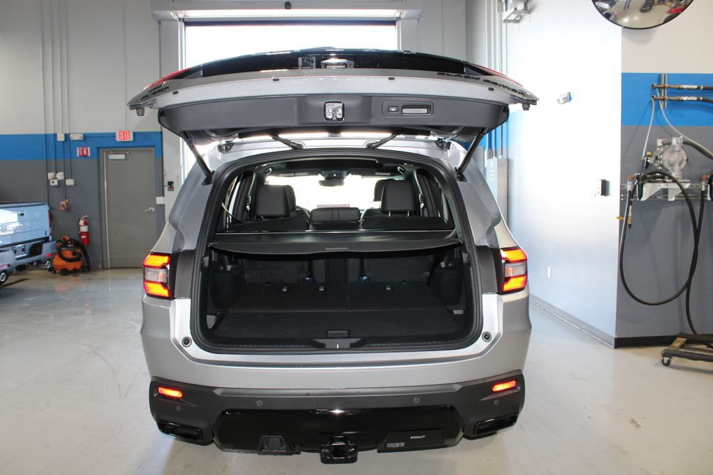New 2026 Honda Pilot Black Edition image 11