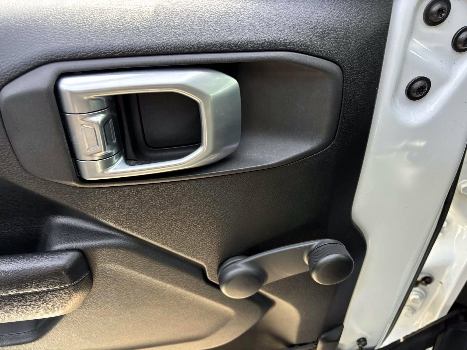 Used 2020 Jeep Wrangler Unlimited Sport image 11