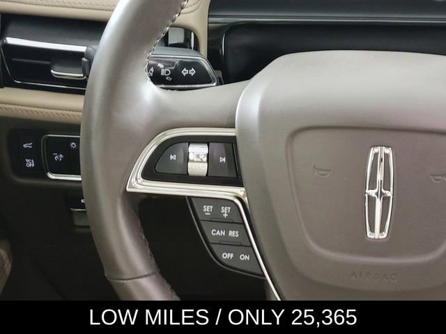 Used 2022 Lincoln Nautilus Reserve AWD/4WD image 27