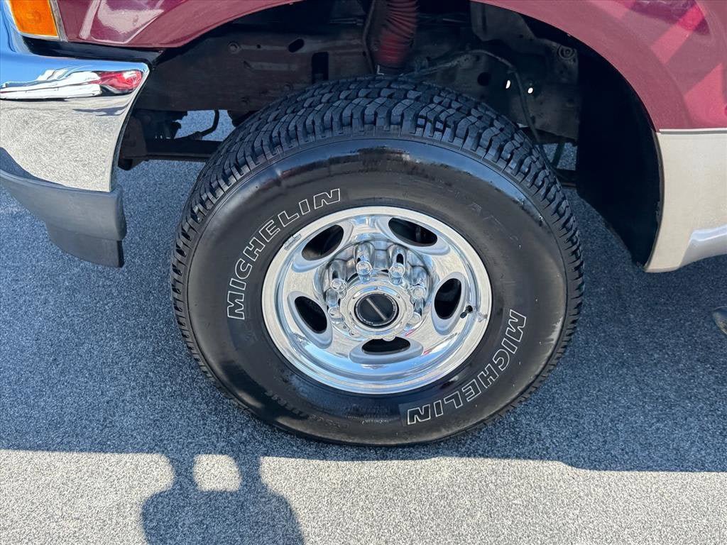 Used 2004 Ford F250 Lariat AWD/4WD image 19