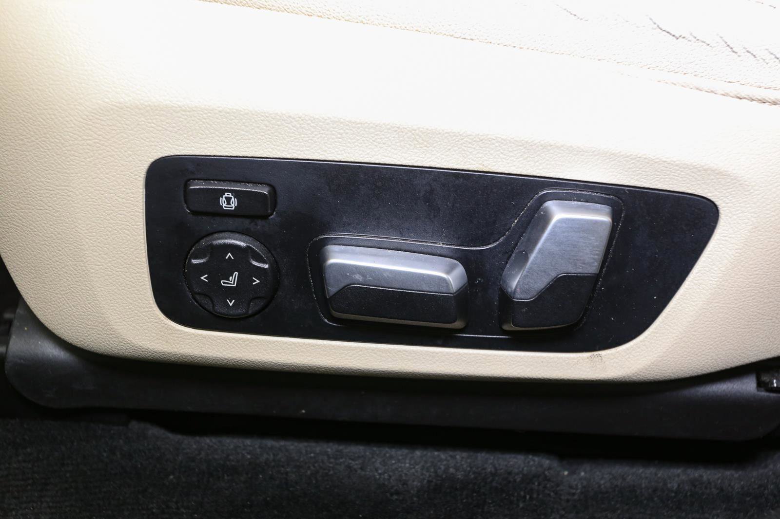 Used 2020 BMW X3 xDrive30i w/ Convenience Package image 47