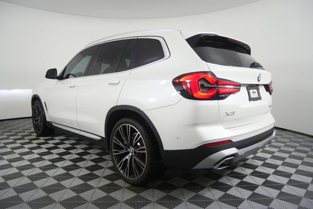 Certified 2024 BMW X3 sDrive30i w/ Premium Package image 5