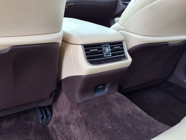 Used 2020 Lexus LS 500 w/ Interior Upgrade Package RWD image 20