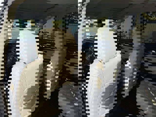 Used 2023 Buick Enclave Premium w/ Experience Buick Package FWD image 10