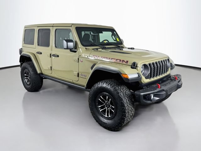 Used 2025 Jeep Wrangler Unlimited Rubicon AWD/4WD image 3