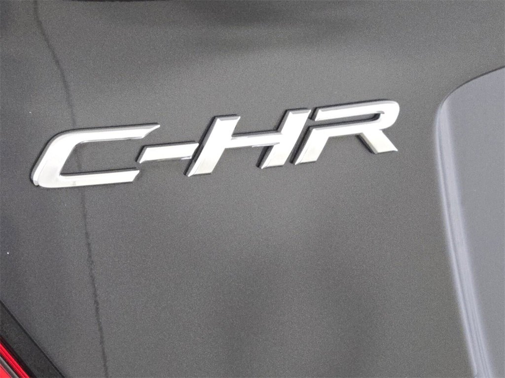 Used 2019 Toyota C-HR LE image 10