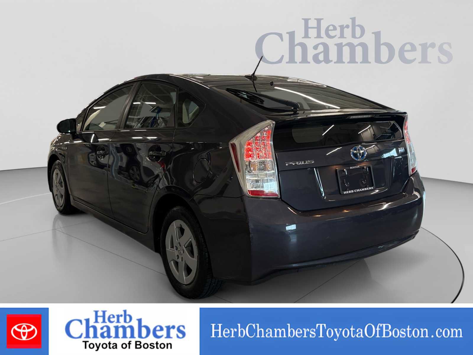 Used 2010 Toyota Prius Two FWD image 3