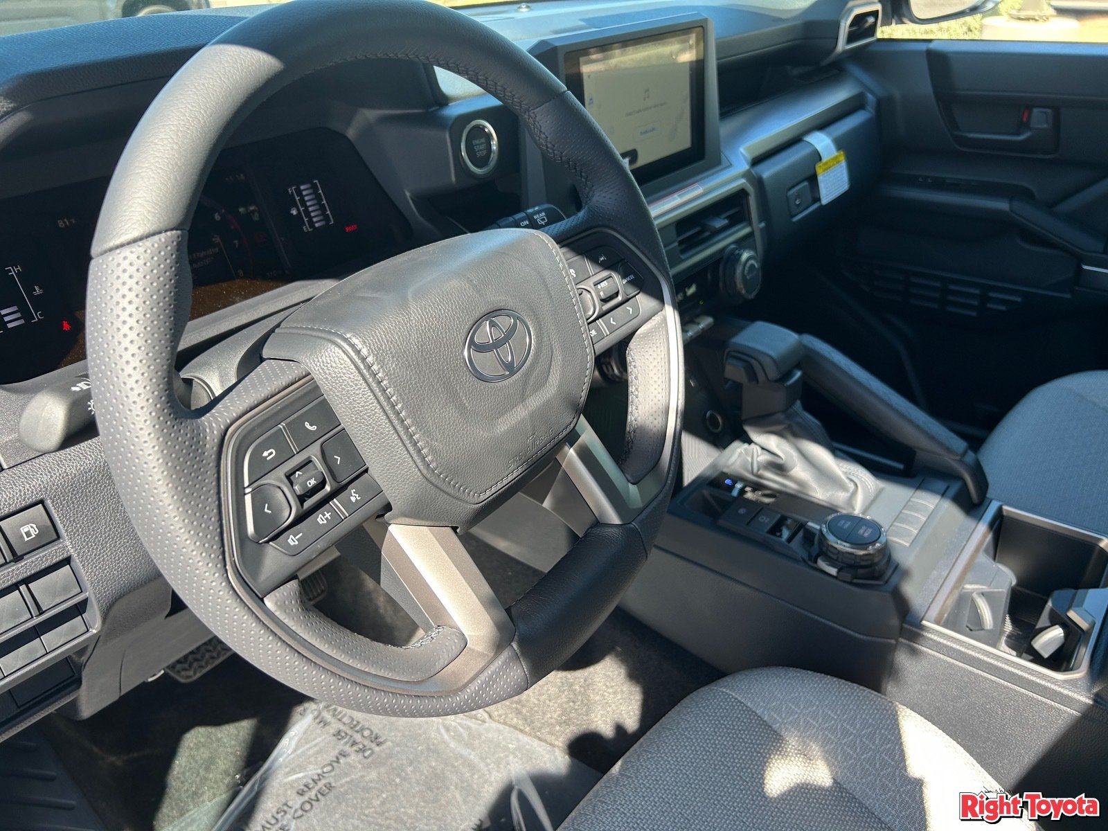 New 2026 Toyota 4Runner SR5 AWD/4WD image 21