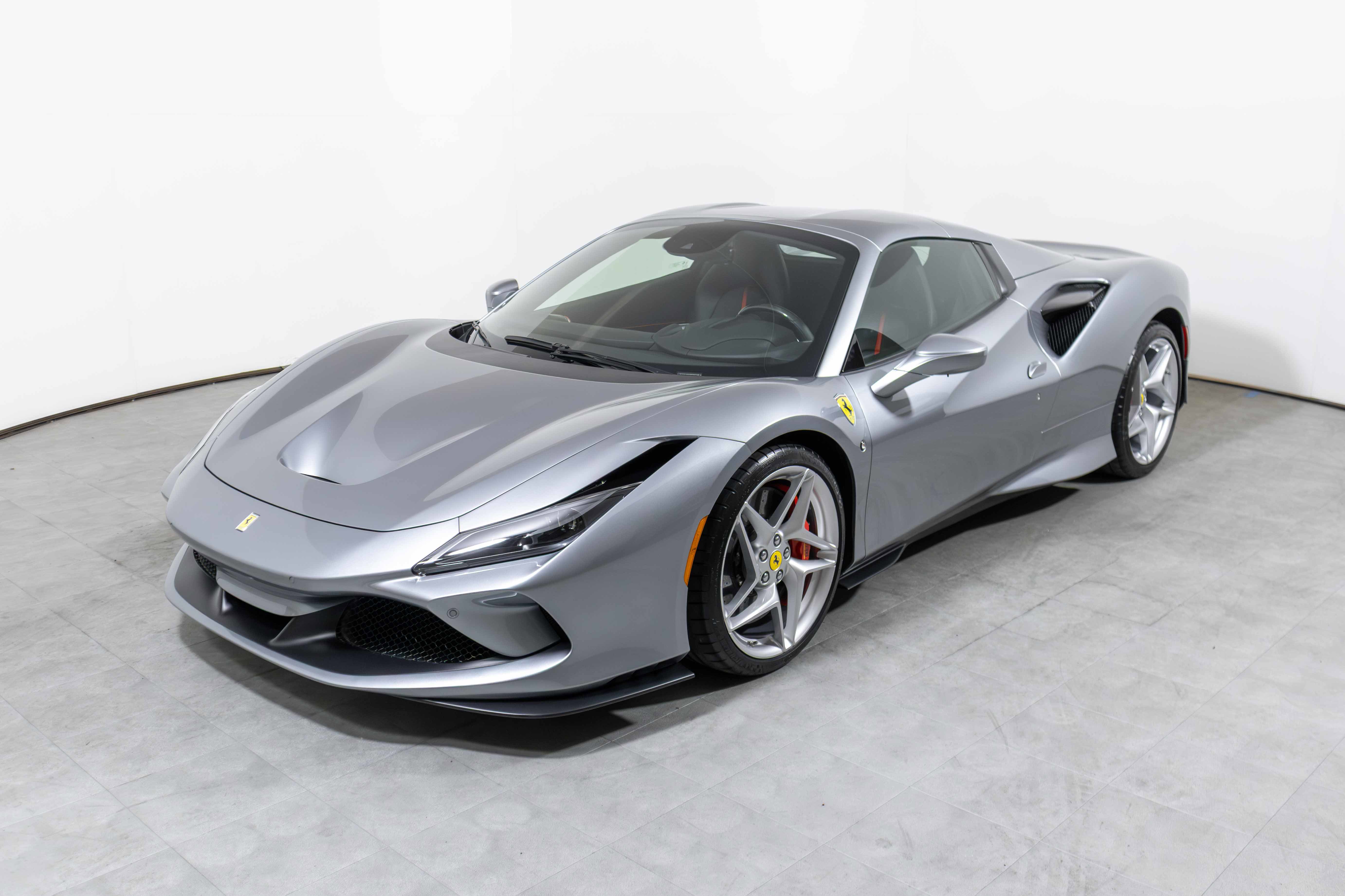 Used 2023 Ferrari F8 Tributo image 9