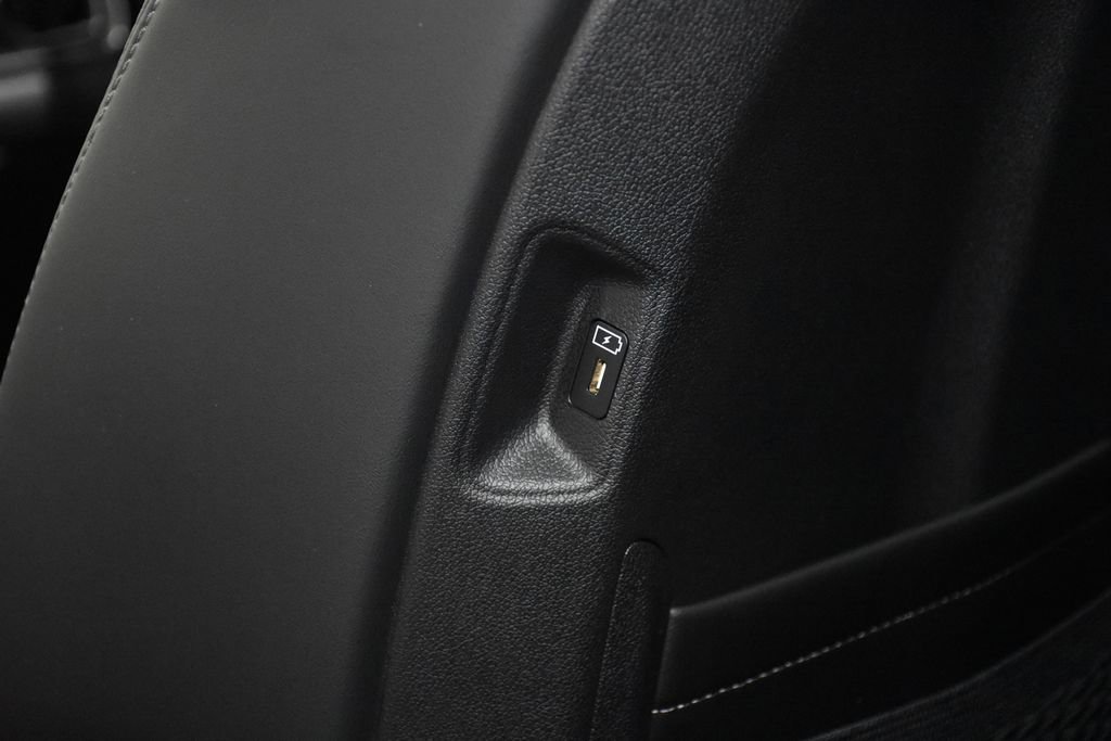 New 2026 Kia Sorento S w/ S Panoramic Sunroof Package image 26