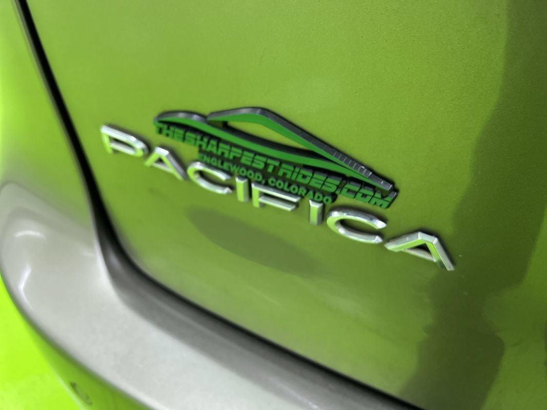 Used 2017 Chrysler Pacifica Touring-L Plus w/ Tire & Wheel Group FWD image 12