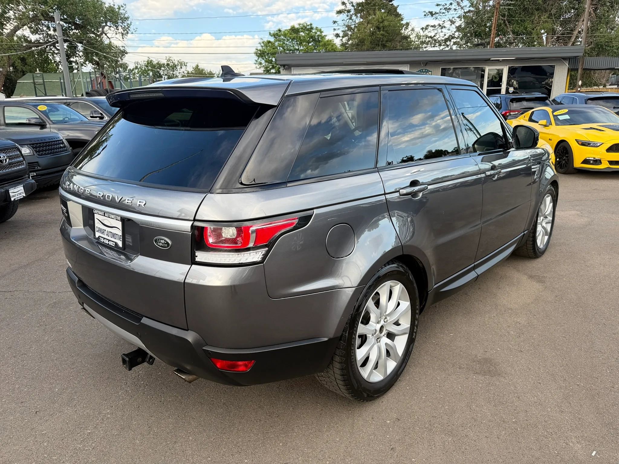 Used 2016 Land Rover Range Rover Sport HSE AWD/4WD image 9