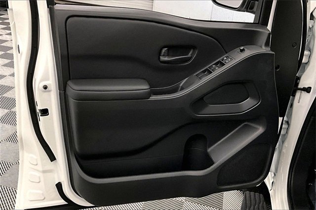 New 2026 Nissan Frontier SV image 30